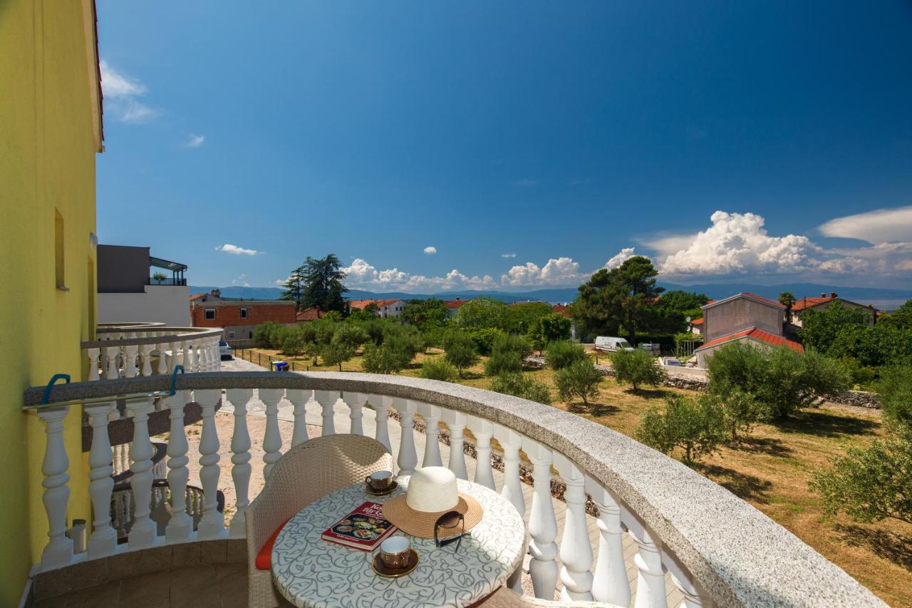 Vila Panorama By El-Pi Tours Малинска Экстерьер фото