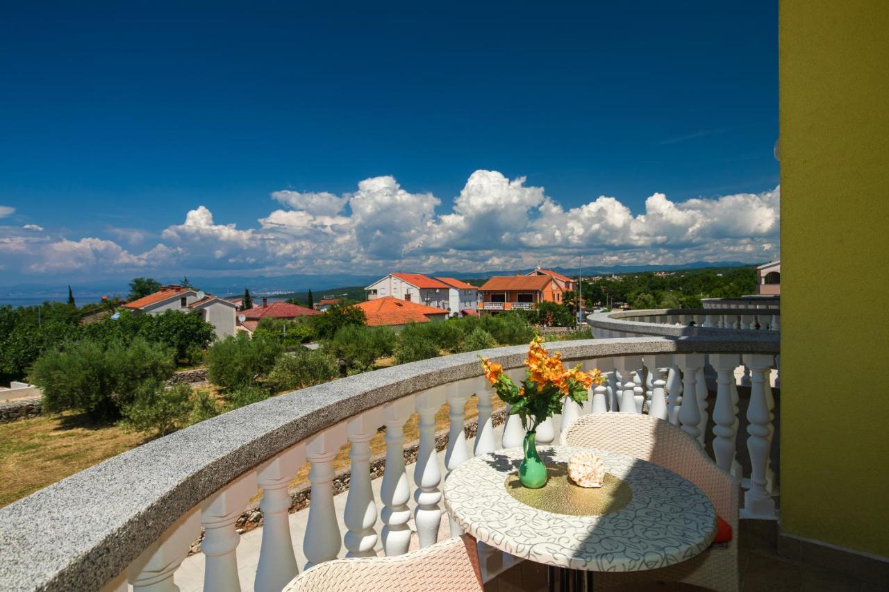 Vila Panorama By El-Pi Tours Малинска Экстерьер фото
